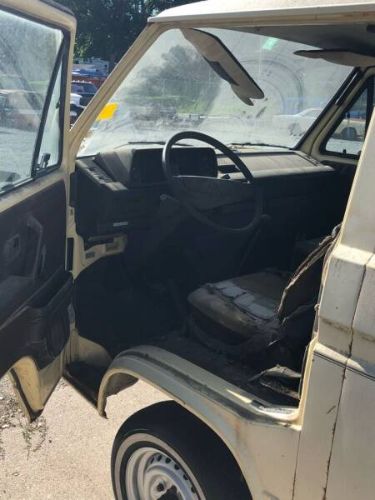Volkswagen-Vanagon-1981-Tan-Tan-4