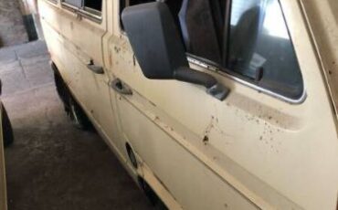 Volkswagen-Vanagon-1981-Tan-Tan-8