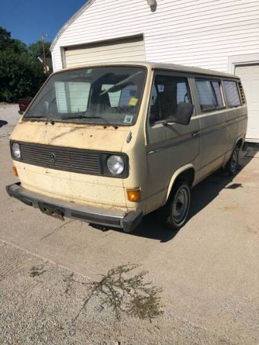 Volkswagen-Vanagon-1981-Tan-Tan