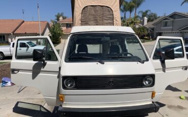 Volkswagen-Vanagon-1982-1