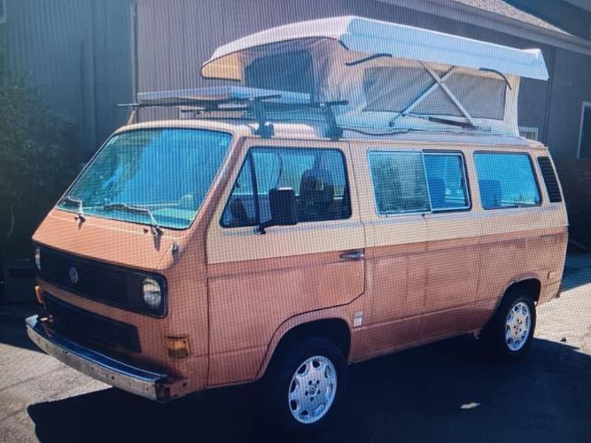 Volkswagen-Vanagon-1982-1