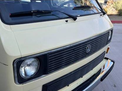 Volkswagen-Vanagon-1982-17