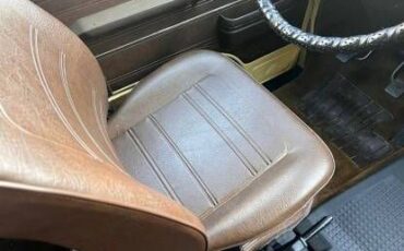 Volkswagen-Vanagon-1982-20