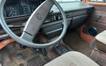 Volkswagen-Vanagon-1982-20