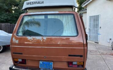 Volkswagen-Vanagon-1982-5