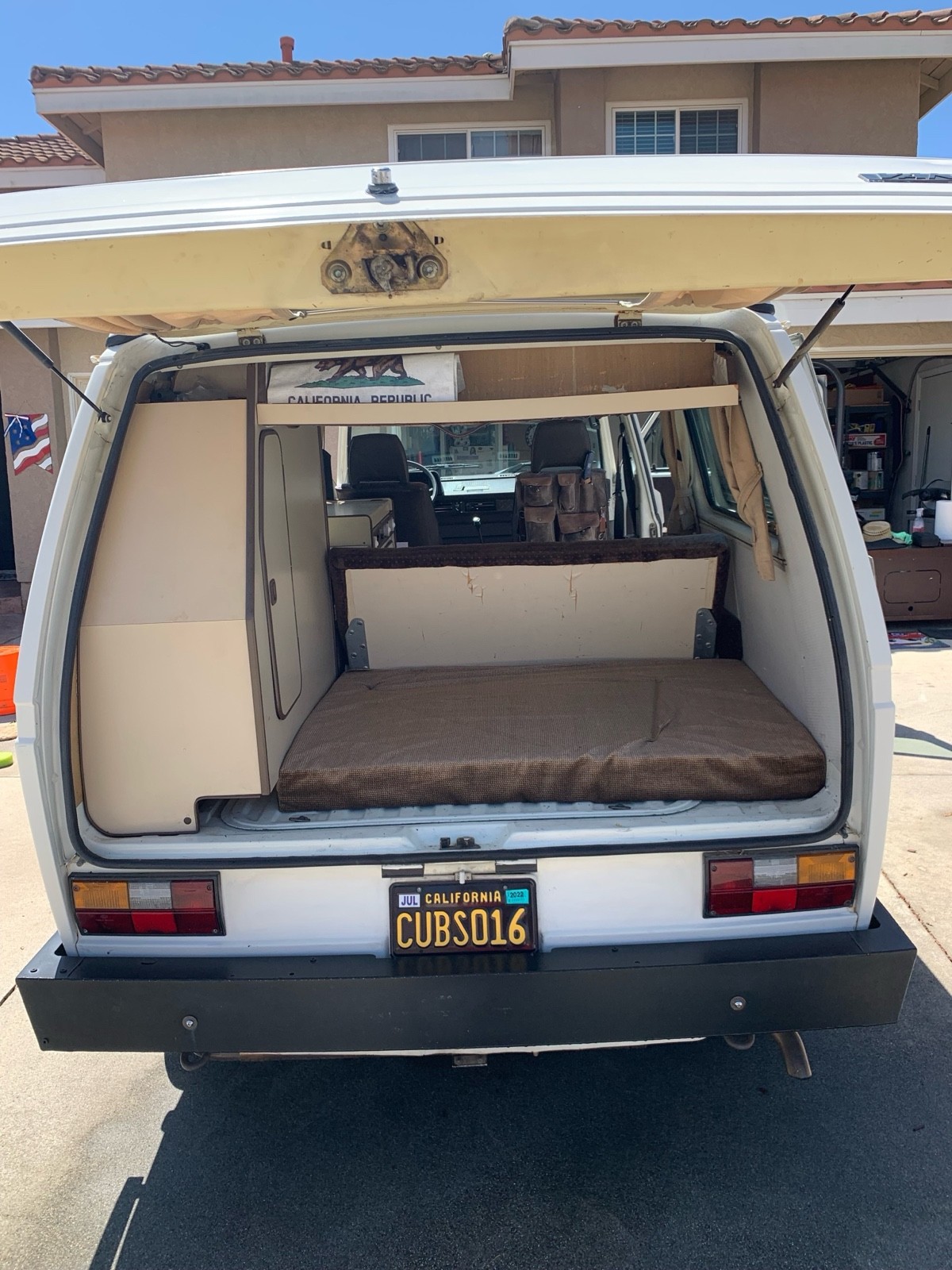 Volkswagen-Vanagon-1982-5