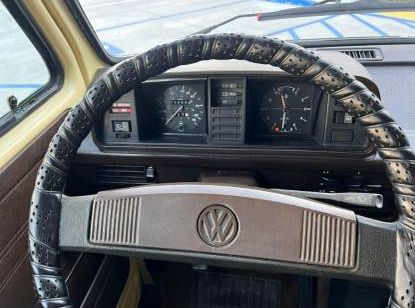 Volkswagen-Vanagon-1982-7