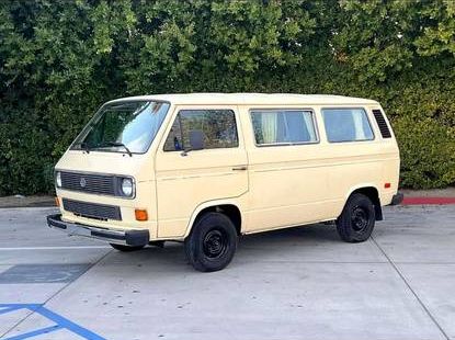 Volkswagen-Vanagon-1982-Custom-10