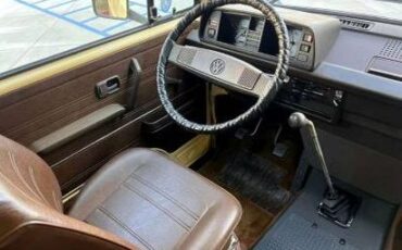 Volkswagen-Vanagon-1982-Custom-4