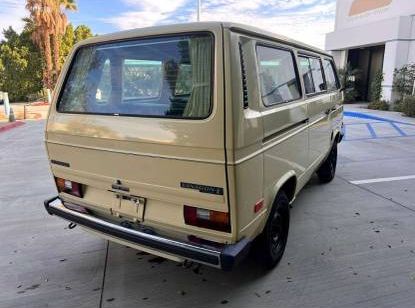 Volkswagen-Vanagon-1982-Custom-6