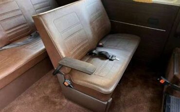 Volkswagen-Vanagon-1982-Custom-7