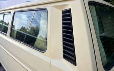 Volkswagen-Vanagon-1982-Custom-8