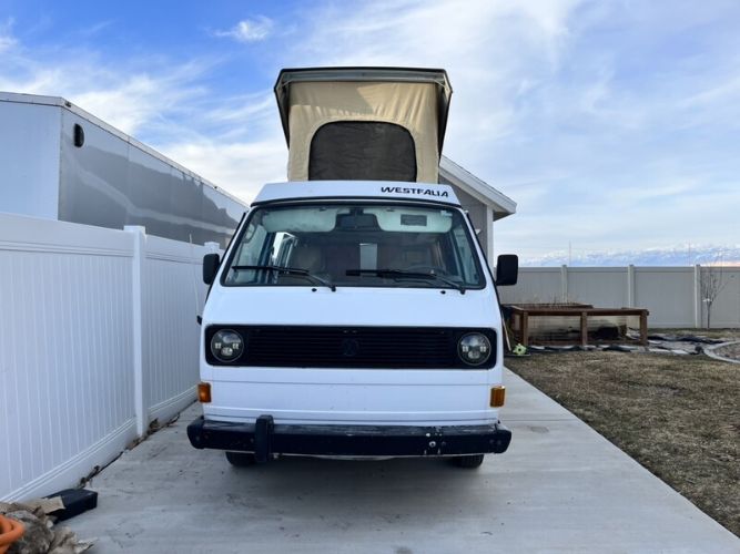 Volkswagen-Vanagon-1983-White-Brown-5