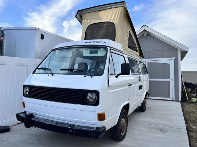 Volkswagen-Vanagon-1983-White-Brown-6