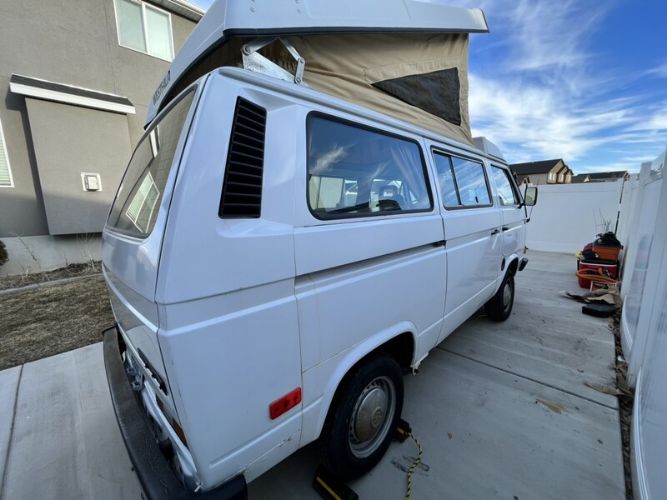 Volkswagen-Vanagon-1983-White-Brown-9