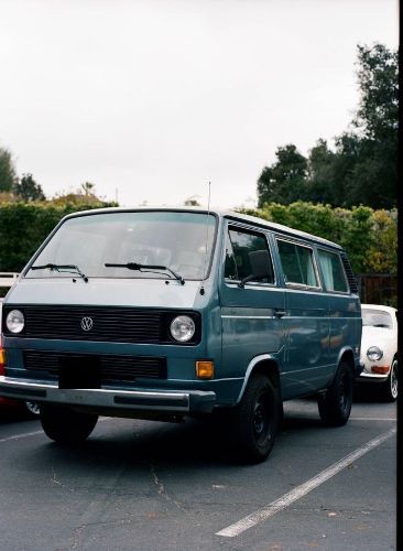 Volkswagen-Vanagon-1984