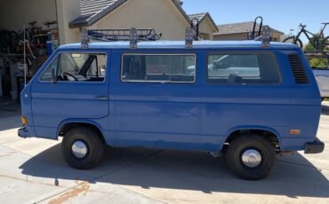 Volkswagen-Vanagon-1984