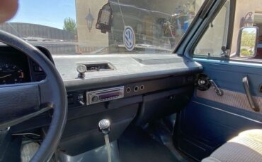 Volkswagen-Vanagon-1984-4