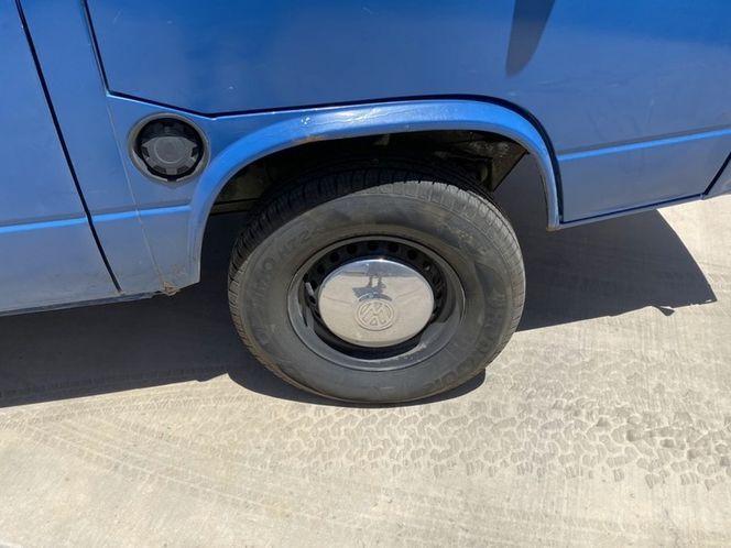 Volkswagen-Vanagon-1984-5