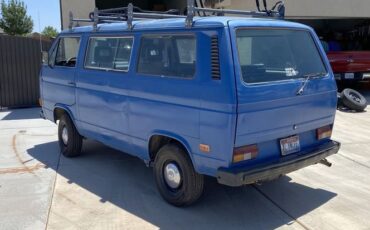 Volkswagen-Vanagon-1984-6