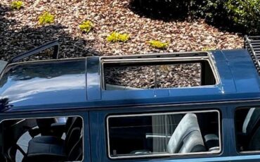 Volkswagen-Vanagon-1984-Monaco-2-Tone-Blue-Blue-1