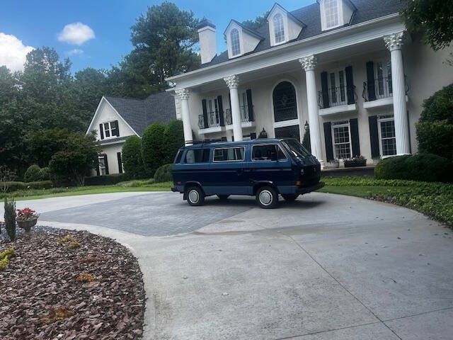 Volkswagen-Vanagon-1984-Monaco-2-Tone-Blue-Blue-8