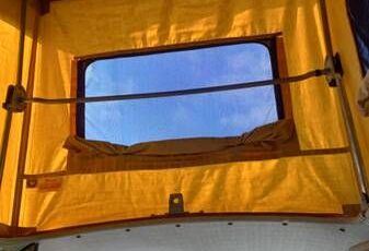 Volkswagen-Vanagon-1984-Tan-Black-14