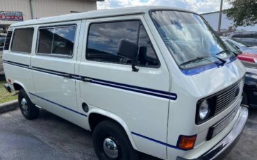 Volkswagen-Vanagon-1984-White-11