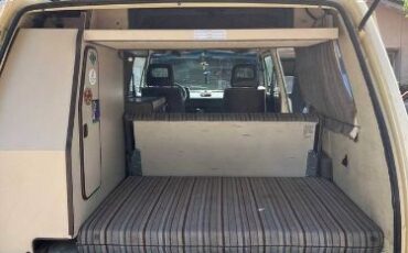 Volkswagen-Vanagon-1984-White-2