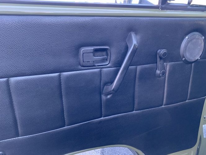 Volkswagen-Vanagon-1985-14