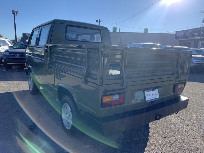 Volkswagen-Vanagon-1985-15