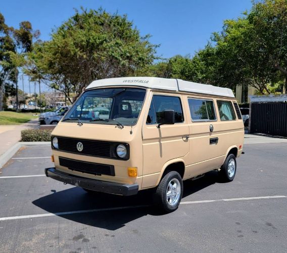 Volkswagen-Vanagon-1985-17