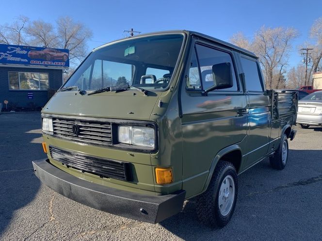 Volkswagen-Vanagon-1985-22