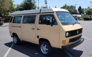 Volkswagen-Vanagon-1985-4