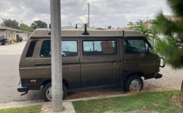 Volkswagen-Vanagon-1985-5