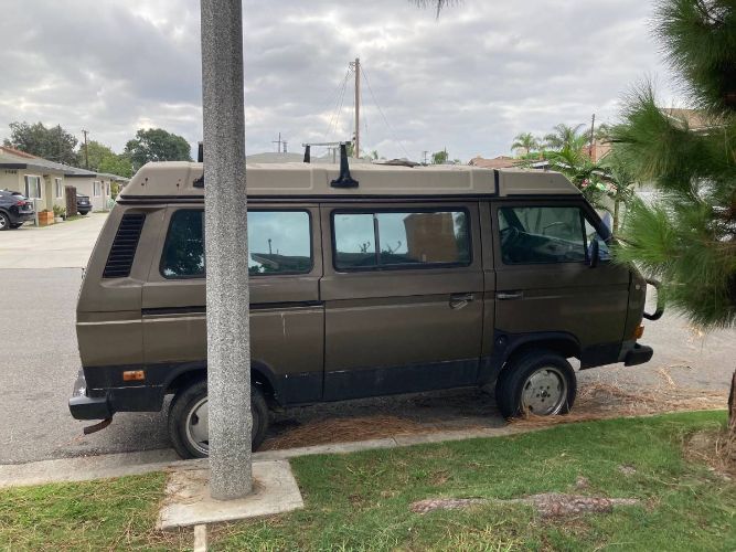 Volkswagen-Vanagon-1985-5