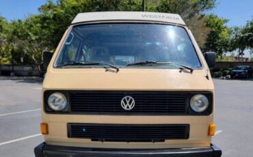 Volkswagen-Vanagon-1985-5
