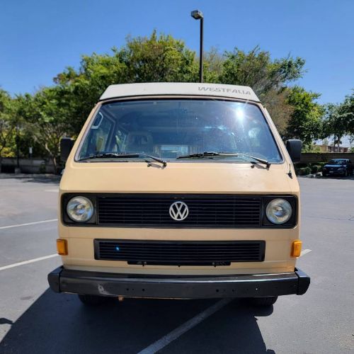 Volkswagen-Vanagon-1985-5