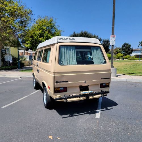 Volkswagen-Vanagon-1985-6