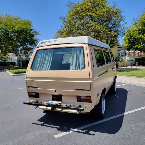 Volkswagen-Vanagon-1985-7