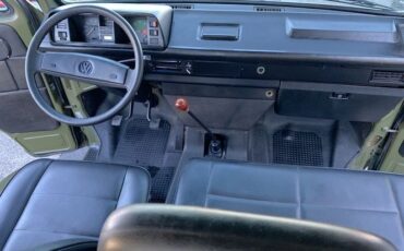 Volkswagen-Vanagon-1985-7