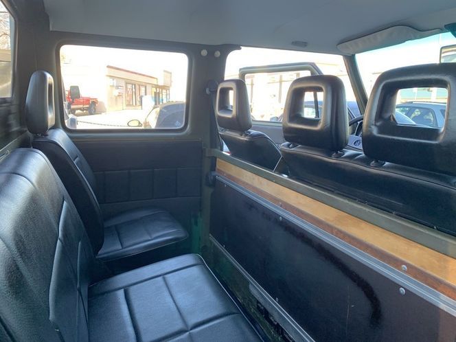 Volkswagen-Vanagon-1985-9