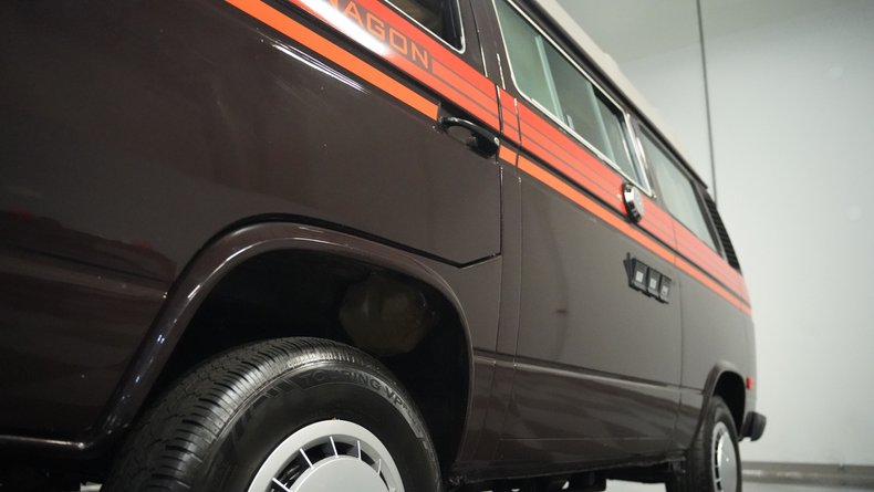Volkswagen-Vanagon-1985-Agate-Brown-Beige-22