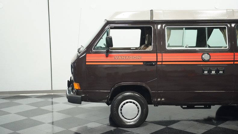 Volkswagen-Vanagon-1985-Agate-Brown-Beige-23