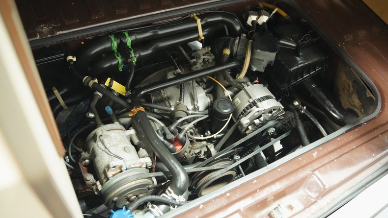 Volkswagen-Vanagon-1985-Agate-Brown-Beige-31