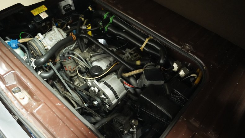 Volkswagen-Vanagon-1985-Agate-Brown-Beige-33