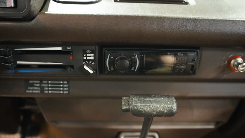 Volkswagen-Vanagon-1985-Agate-Brown-Beige-36