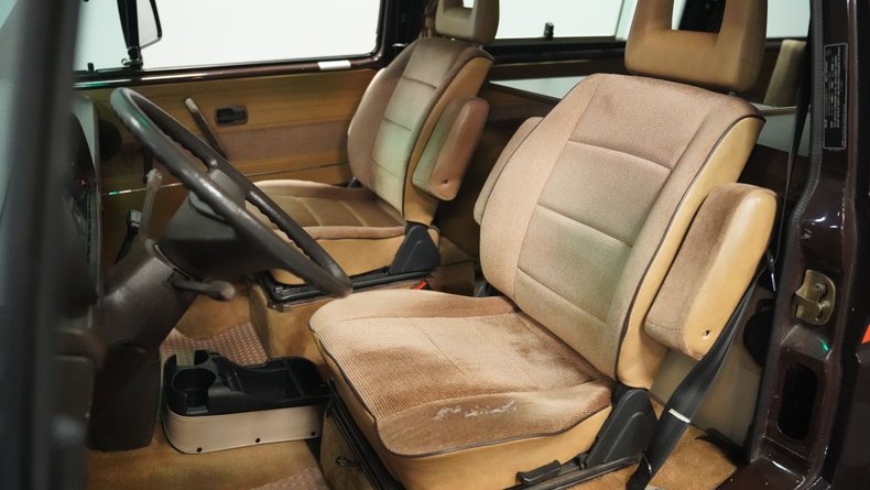 Volkswagen-Vanagon-1985-Agate-Brown-Beige-39