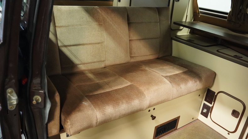 Volkswagen-Vanagon-1985-Agate-Brown-Beige-40