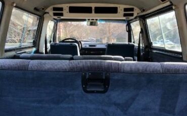 Volkswagen-Vanagon-1985-Blue-2